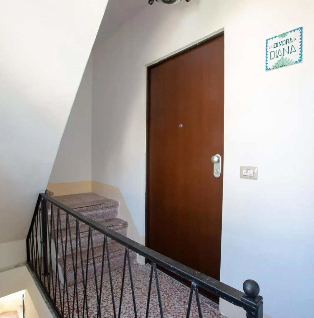 Apartmán La Dimora Di Diana Taormina 0*,  Itálie